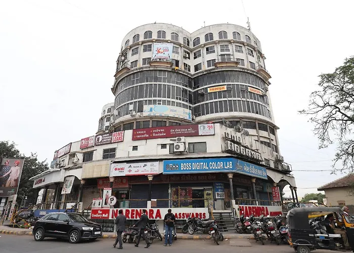 Hotel Nova Cross Road Rajkot